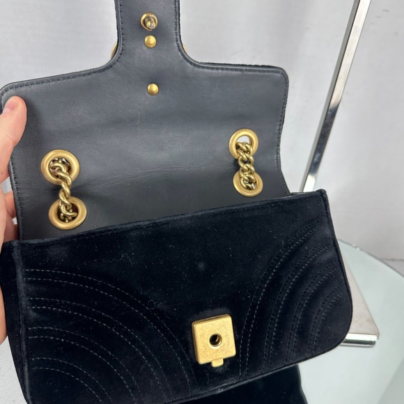 GUCCI GG Marmont velvet small bag Black - Picture 8 of 17